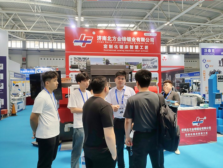 展會(huì)111.jpg